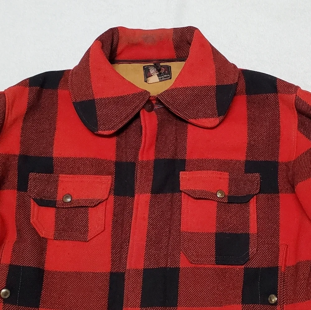 40s-50s Vintage Woolrich Woolen Mills Mackinaw Red Plaid Wool Hunting Jacket 42 - Picture 4 of 16